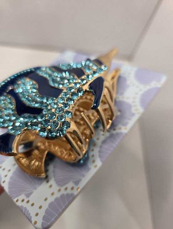 ?▪️piper k ▪️UK Blue Crystal Fish Hair Metal Claw Clip main image 5
